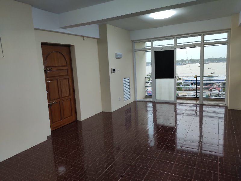 Gallery for Riverside Residence Condo For Rent,(Corner Room),Latha Township.