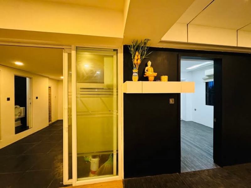Gallery for Condo For Sale MMM Condo,Ahlone Township.